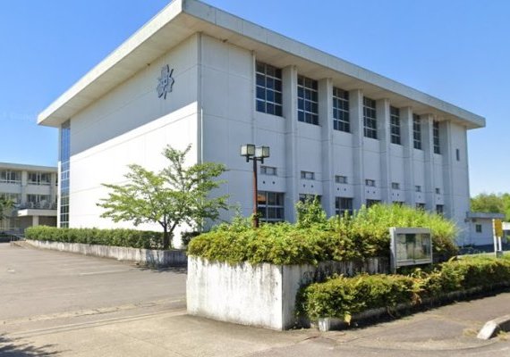 関市立桜ヶ丘中学校