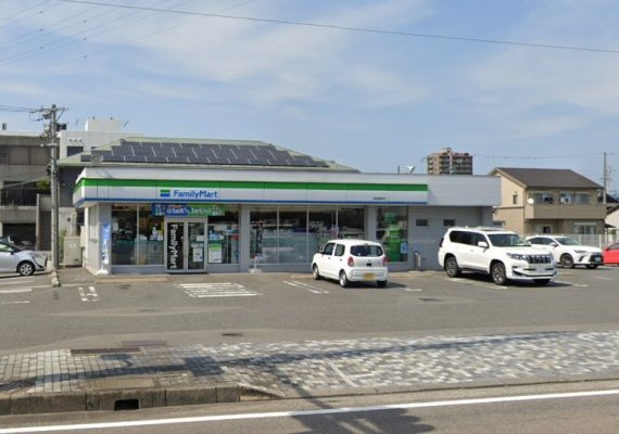 ファミリーマート　茜部菱野店