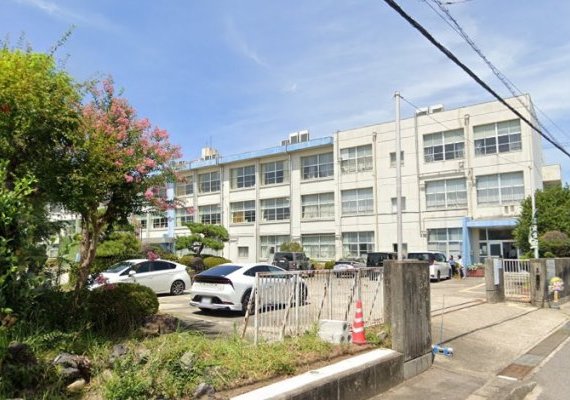扶桑町立高雄小学校