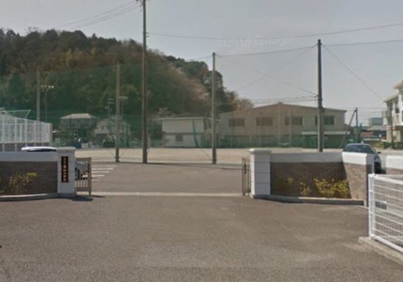 岐阜市立鷺山小学校